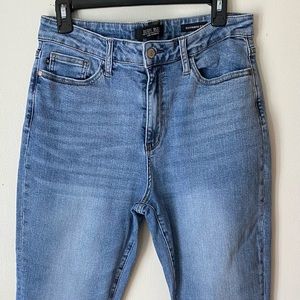 Judy blue boyfriend 11/30